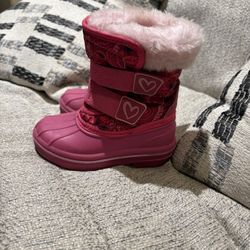 Toddler Girls Snow Boots Size 5/6c