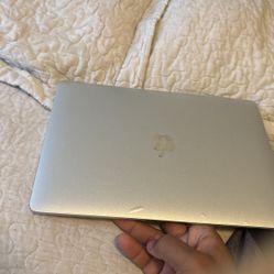 MacBook Air (Retina, 13-inch, 2018)
