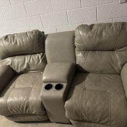 Leather Electric Reclining Loveseat 