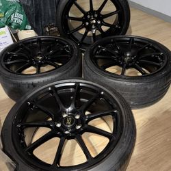 4 Wheels And Tires (4 Or Nothing)