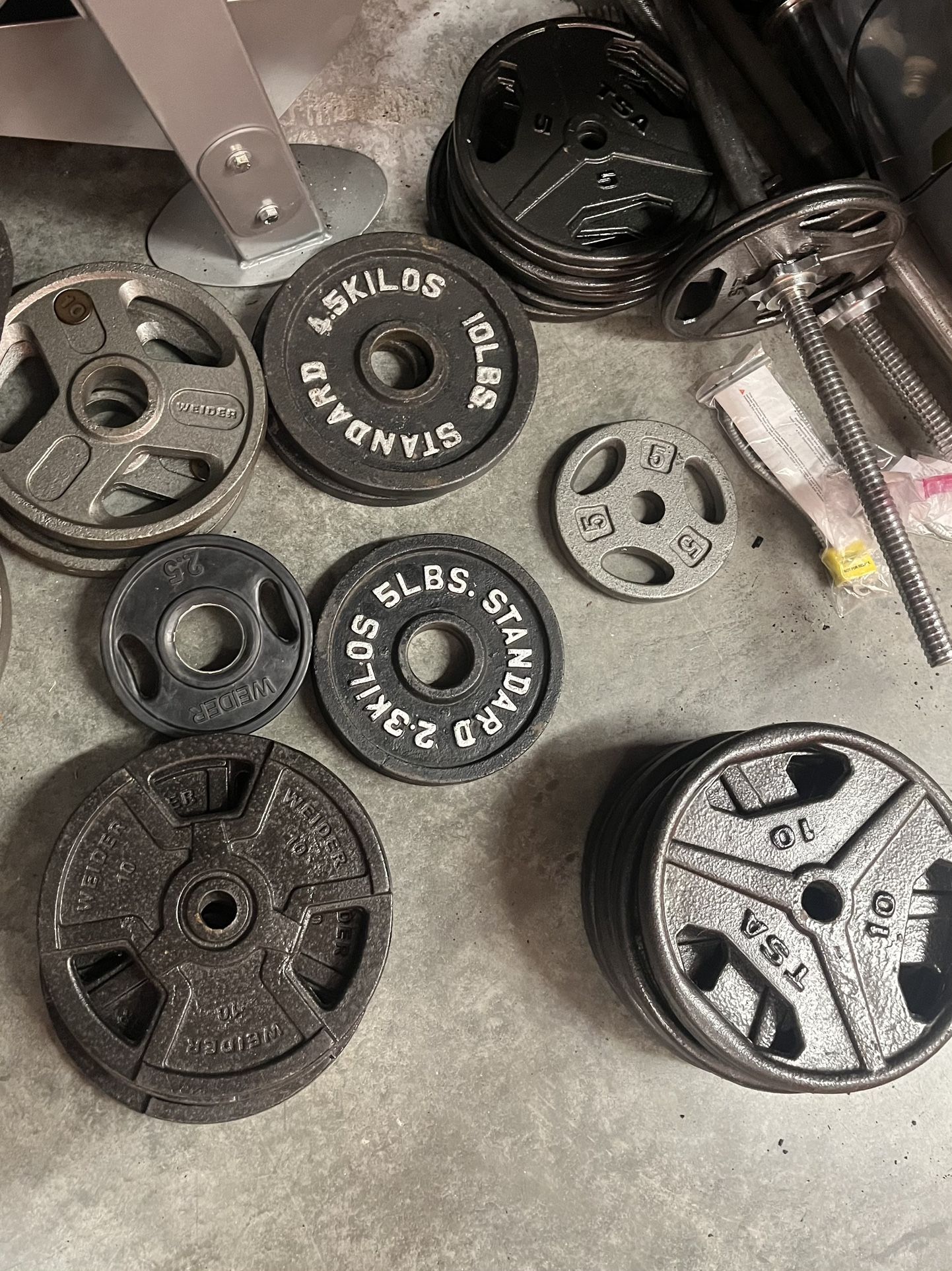 Free Weights, Olympic Weights, Standard Weights