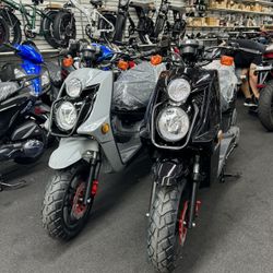 Brand New Nitro 150cc Gas Scooter 