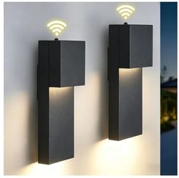 6701: New 2 Pack LED Outdoor Wall Sconce, Dusk to Dawn Outdoor Lighting