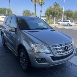 2010 Mercedes-Benz M-Class