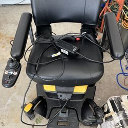 Pride jazzy wheelchair 