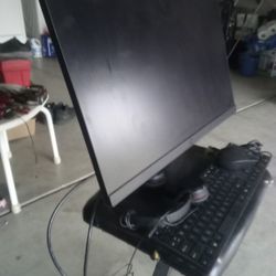HP Home Computer With 24 Inch Monitor And Accessories