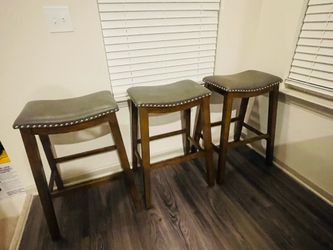 Bar stools 29” inches