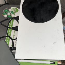 Xbox And Monitor 