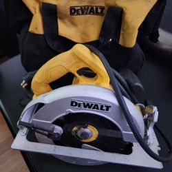 Dewalt Circular Saw Lightweight 