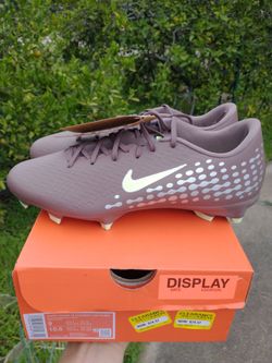 New Nike Zoom Vapor 16 Academy FG/MG men size 9 soccer cleats