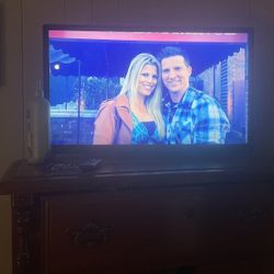 32 Inch Phillips Flatscreen 