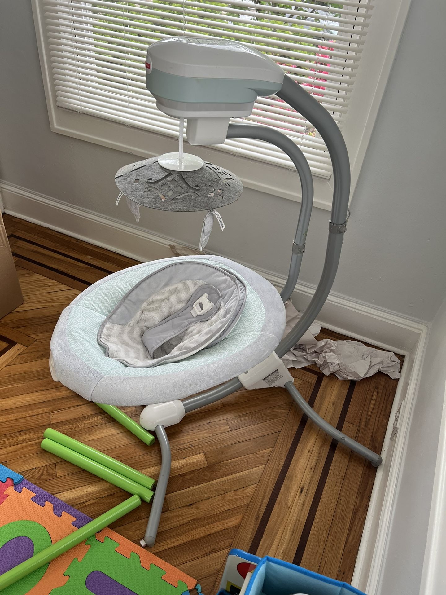 Fisher-Price Electric Cradle 'n Swing, Gray