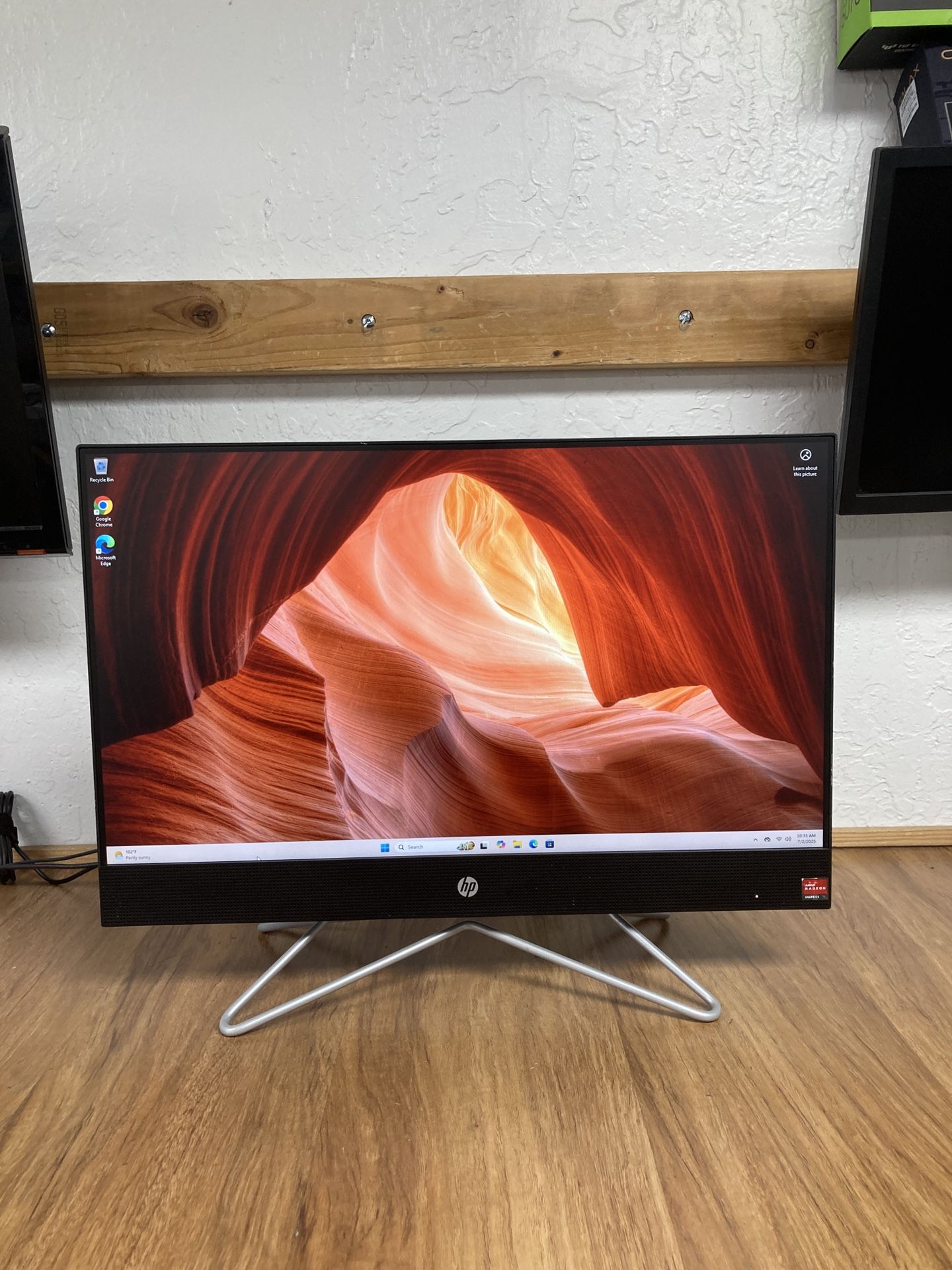HP 24” touchscreen AIO desktop