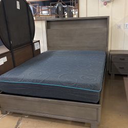 Queen Bed Frame (No Mattress Included) 