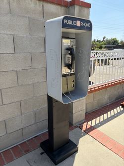Pay phone/shroud/stand