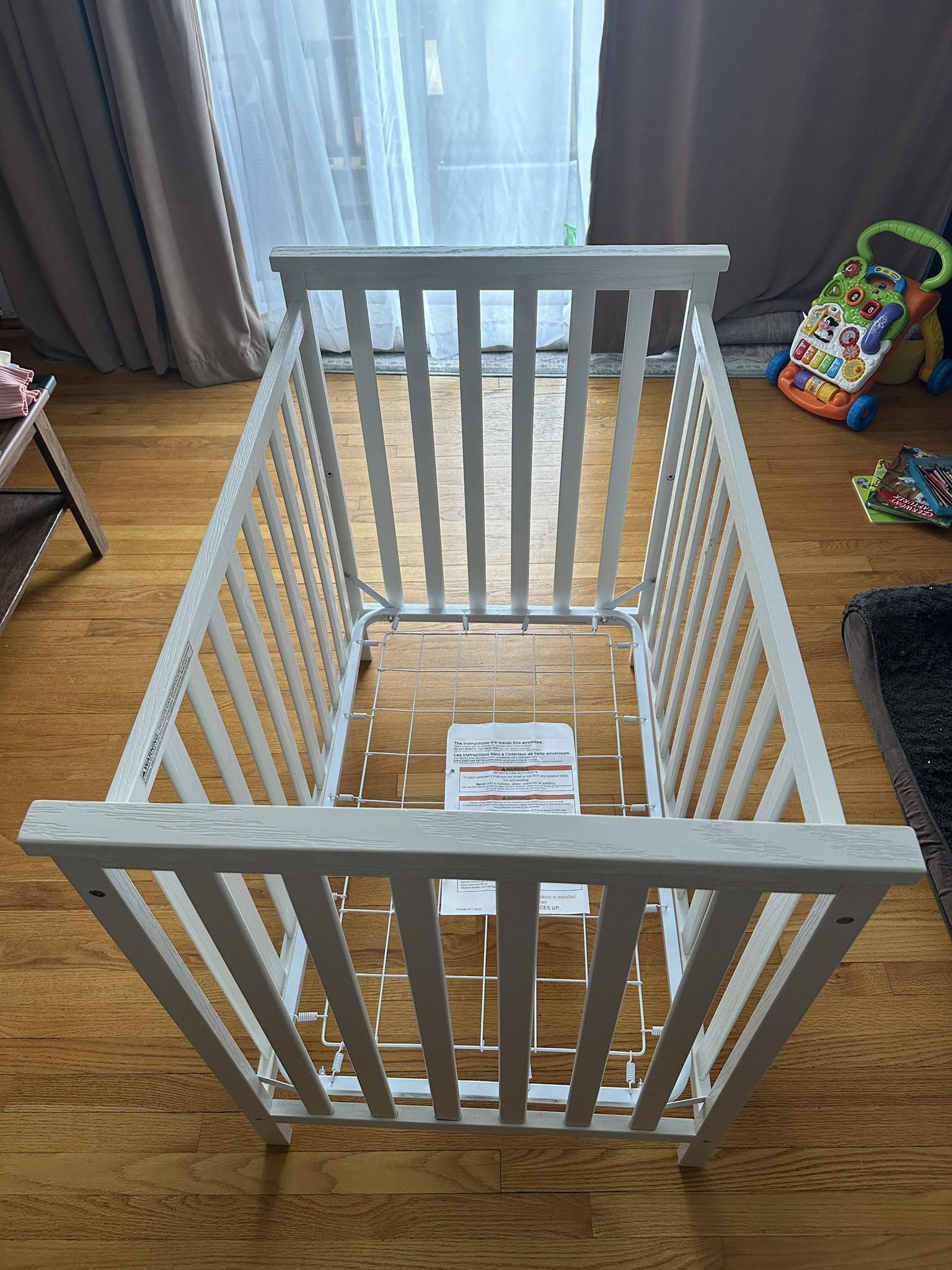 Mini Crib Delta