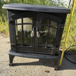 Electric Space Heater/fireplace New