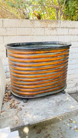 Metal pot