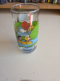 Camp Snoopy Collection Peanuts Glass