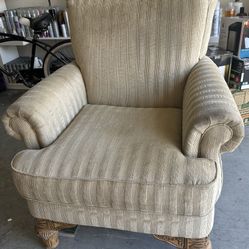 Cream Love Seat Chair Couch 