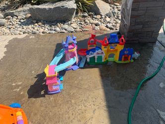 Baby toys