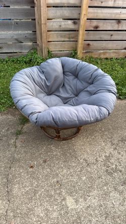 Papasan chair