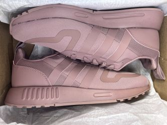 Adidas Boys Size 7.0