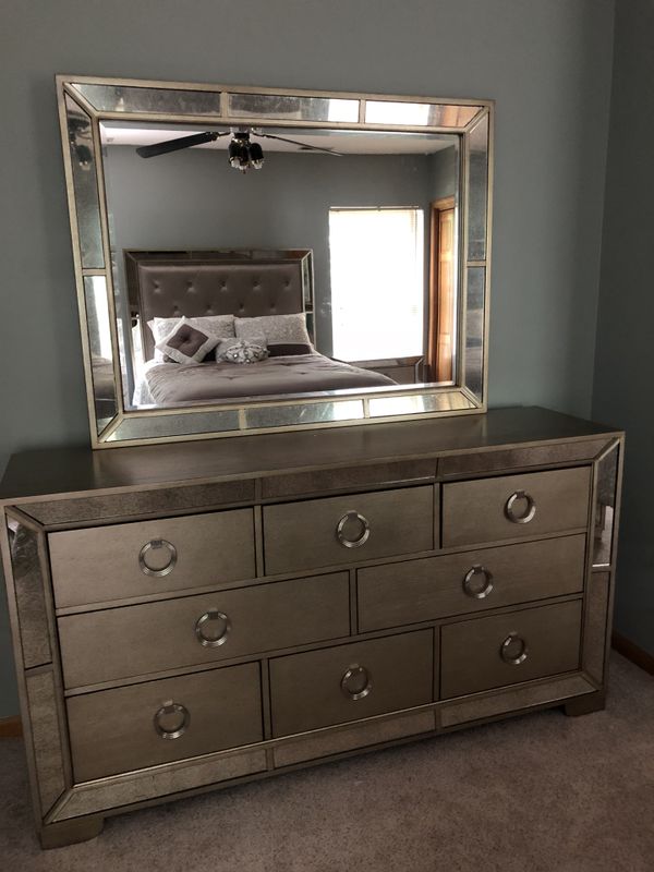 30 Ailey Bedroom Set Macys Montana