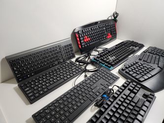 Keyboards Lot