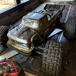 Arrma Outcast 4s 