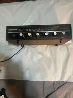 ##### Vintage Standard stereo As is powers up