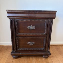 Ashley Moluxy Two-Drawer Nightstand 