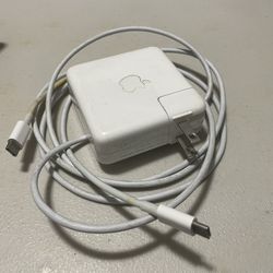 MacBook/ MacBook Pro/ MacBook Air Charger + USB C cable Included 