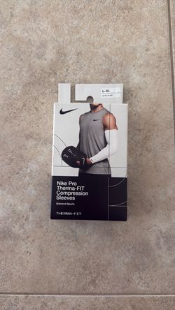 Nike Pro Therma-FIT Compression Sleeves L-XL