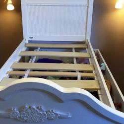 Twin Trundle Bed 