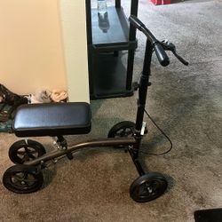 Knee scooter
