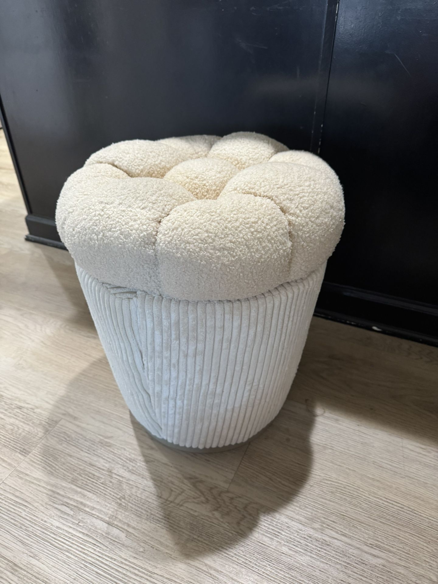Round Ottoman Stool With Storage