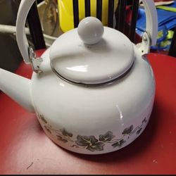 Tea Kettle 