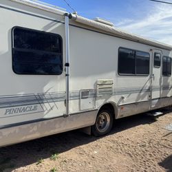 1993 Pinnacle Motor Home