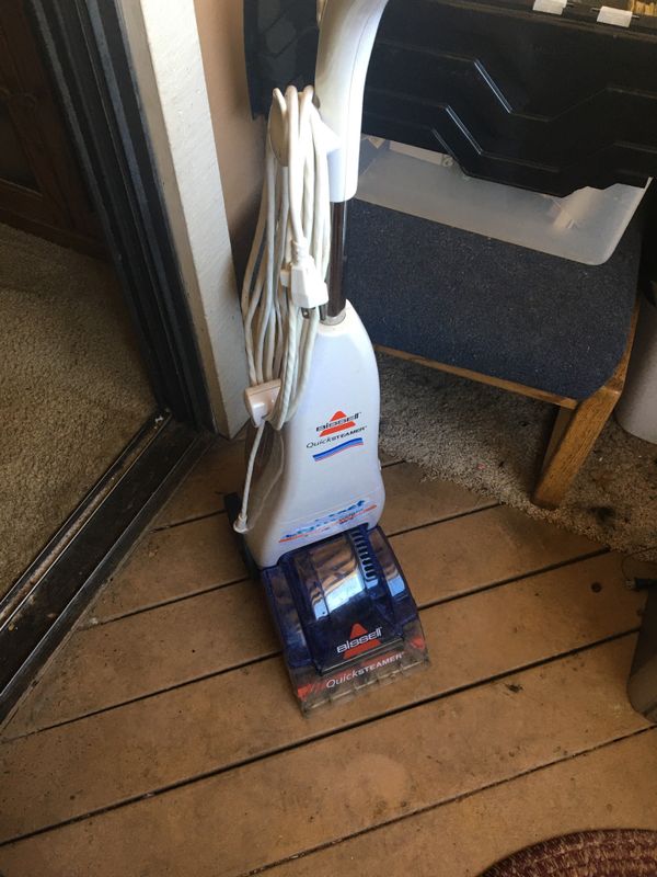 Bissell quicksteamer deep carpet cleaner for Sale in Vacaville, CA