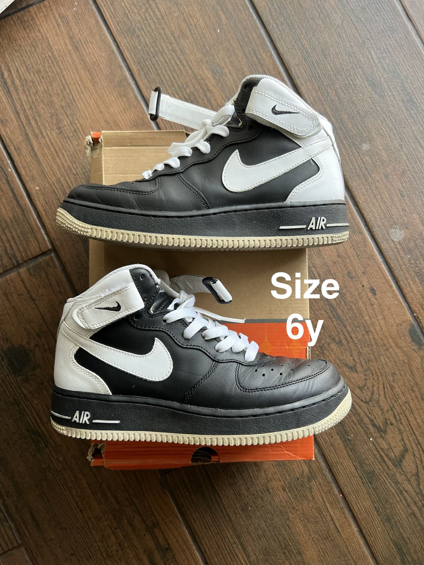 Nike Air Force 1s $30 FIRM NO TRADES