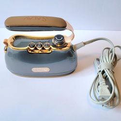 Retro 2-in-1 Clothes Steamer & Iron - SALAV, Titanium/Gold - Like New!