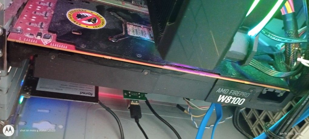 AMD FirePro W8100
