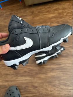 Black Jordan baseball cleats youth size 5