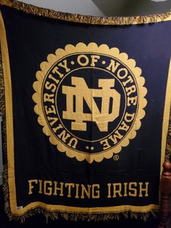 Notre Dame Blanket