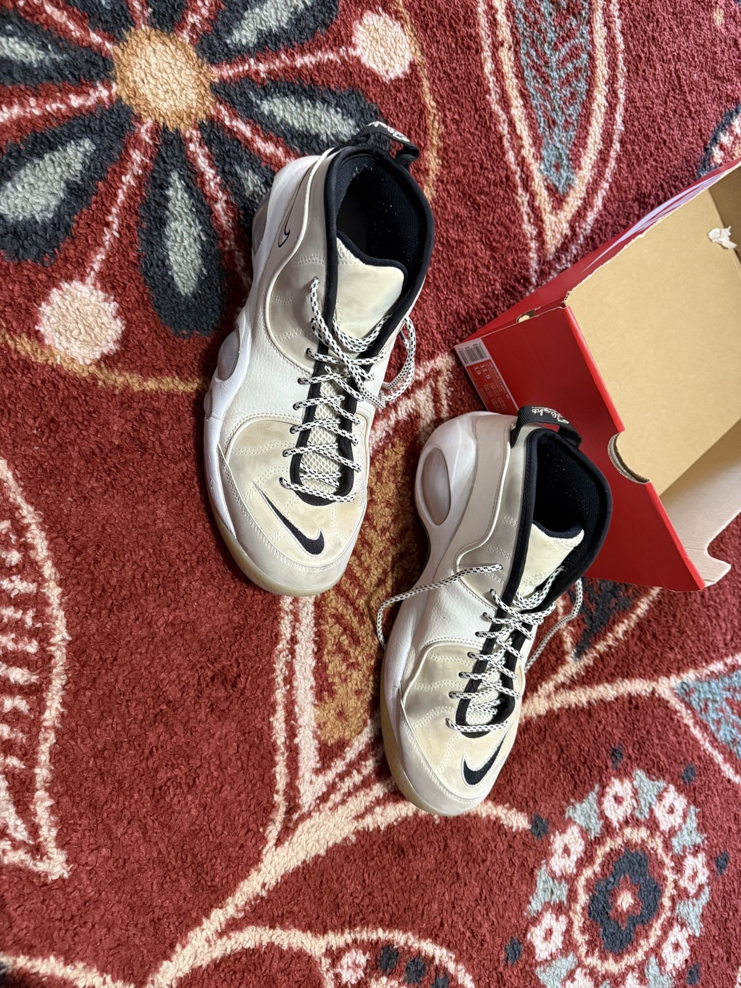Nike Men’s Air Zoom Flight 95 Size 11.5 Like New