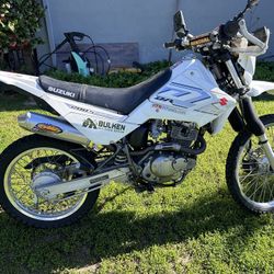 2018 suzuki sale dr200s