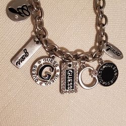 Chunky GUESS Bracelet 
