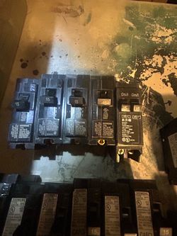 Siemens & Eaton 15 Amp Circuit Breakers