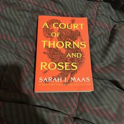 A Court Of Thrones And Roses 